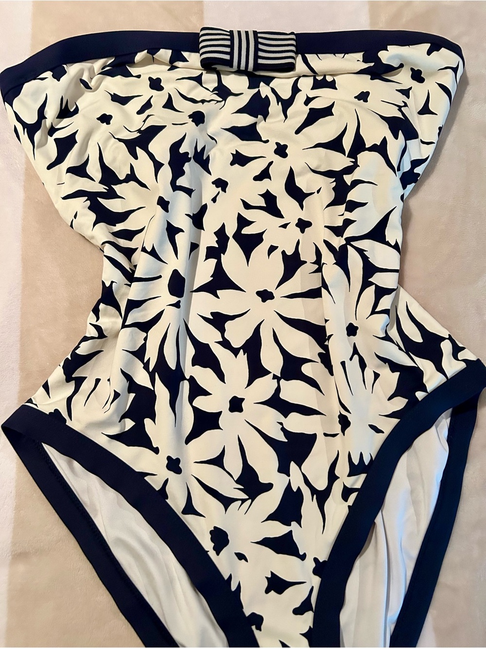 Anne Cole of California Women’s Blue White Floral One Piece Swimsuit.